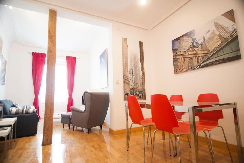Alojamiento Entero Centro: Piso . Chueca Apartment Madrid Exterior foto